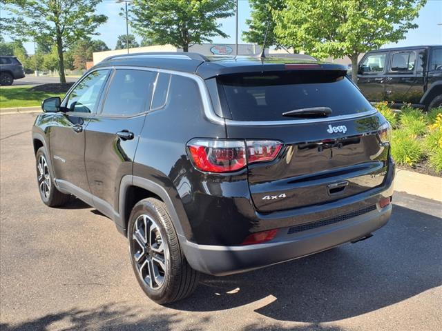 used 2022 Jeep Compass car, priced at $25,000