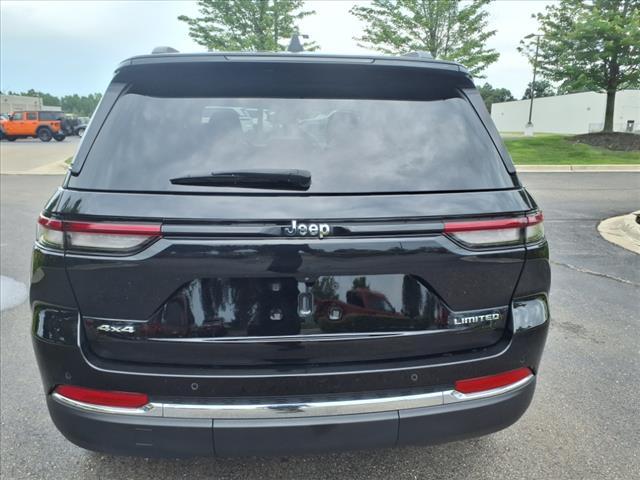 used 2022 Jeep Grand Cherokee car, priced at $33,700