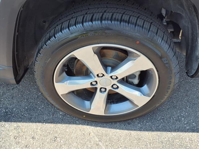 used 2021 Jeep Grand Cherokee L car, priced at $29,900