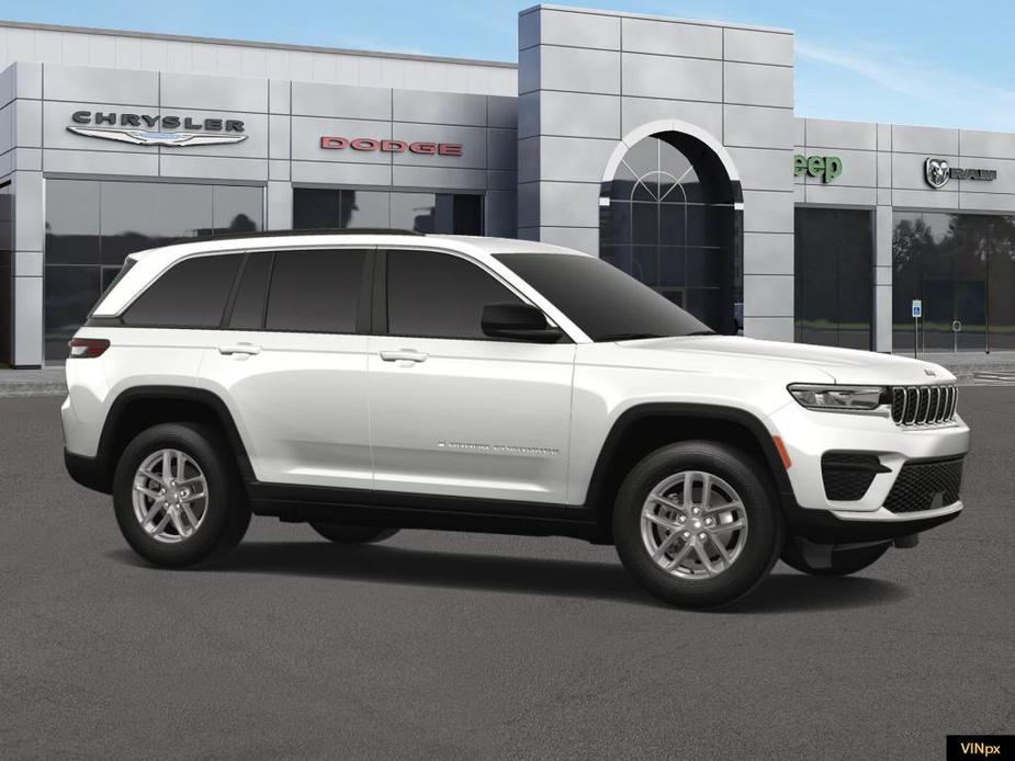 new 2025 Jeep Grand Cherokee car, priced at $42,625