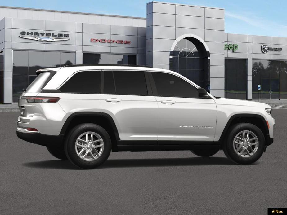 new 2025 Jeep Grand Cherokee car, priced at $42,625