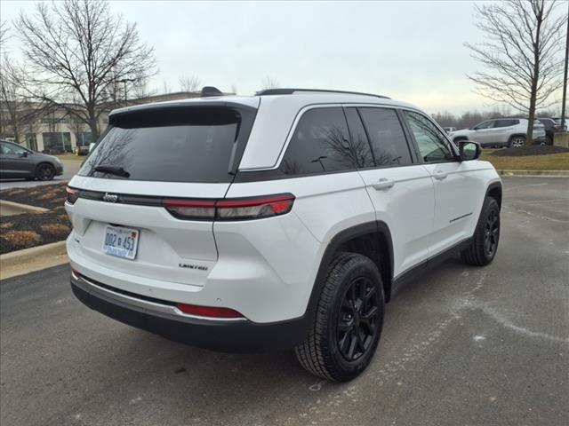 used 2023 Jeep Grand Cherokee car, priced at $35,000