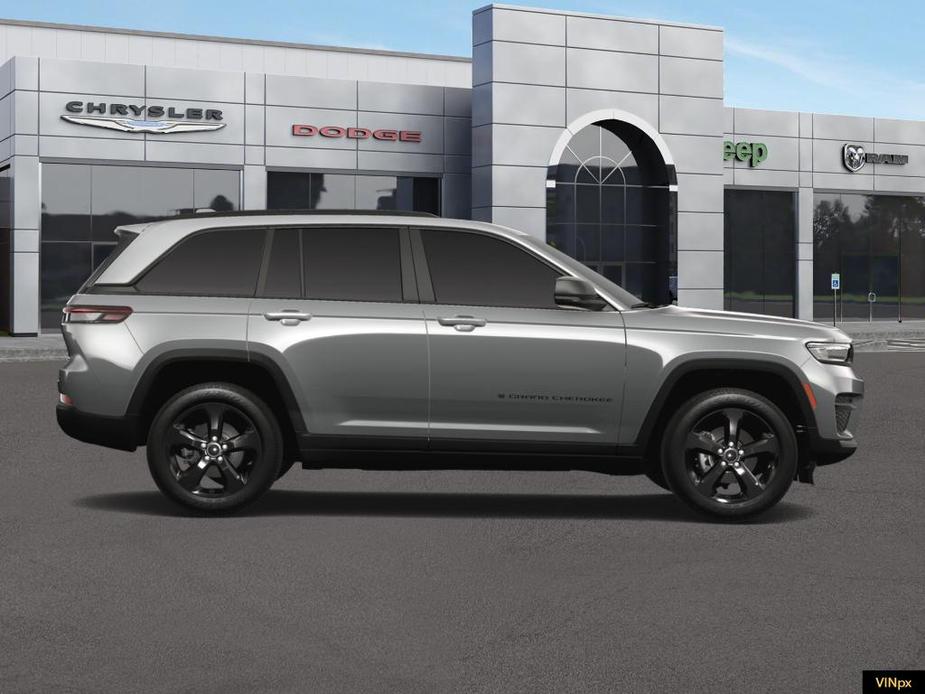 new 2024 Jeep Grand Cherokee car, priced at $47,925