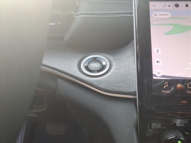 used 2023 Jeep Grand Cherokee car, priced at $33,400
