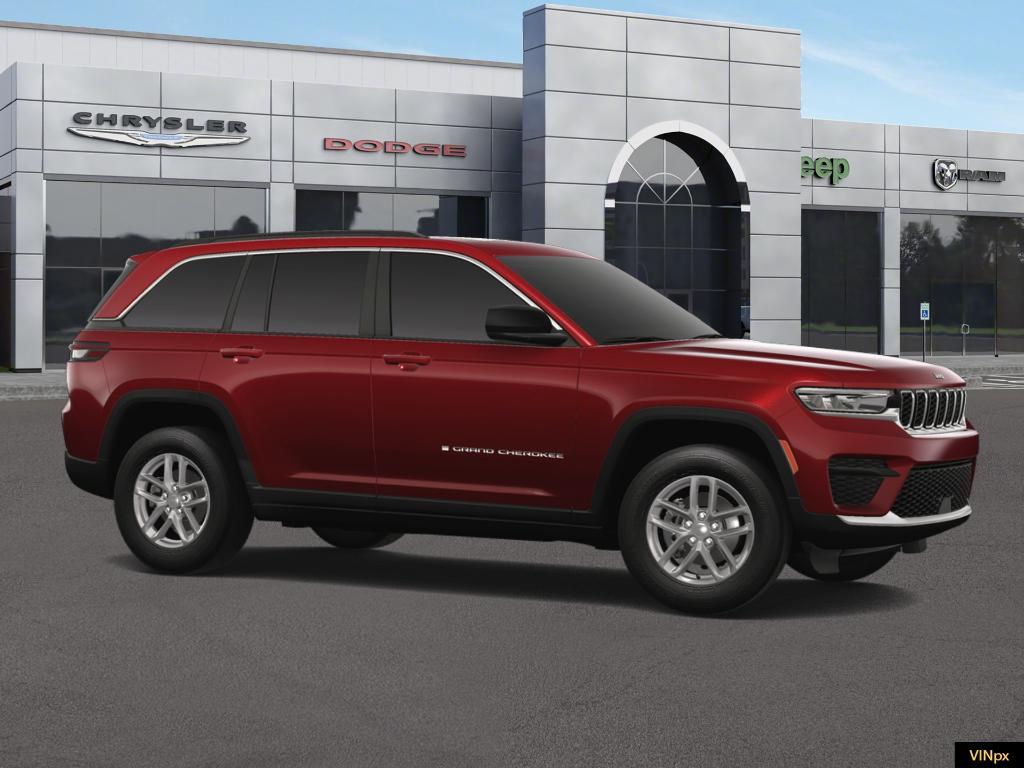 new 2025 Jeep Grand Cherokee car, priced at $43,220