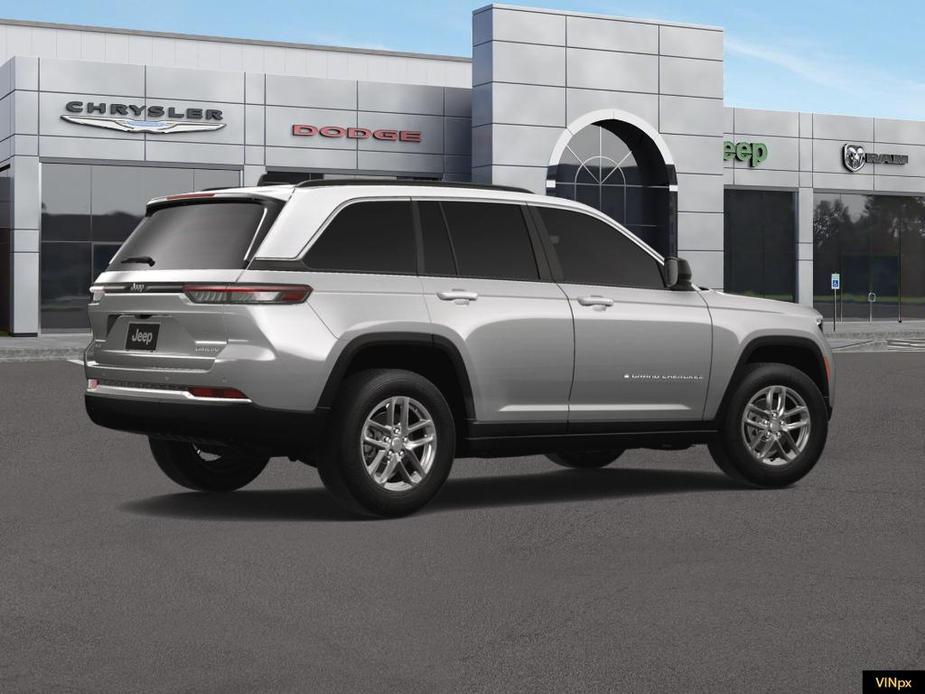 new 2024 Jeep Grand Cherokee car, priced at $44,220