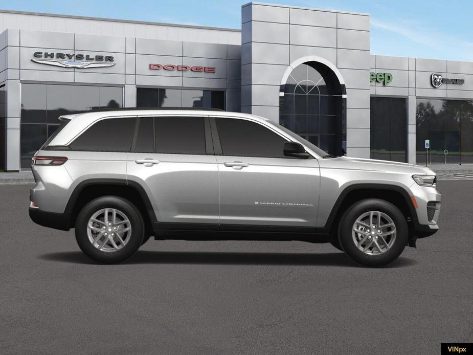 new 2024 Jeep Grand Cherokee car, priced at $44,220