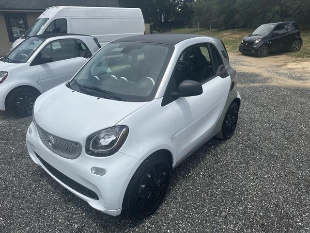 used 2016 smart ForTwo car, priced at $10,995