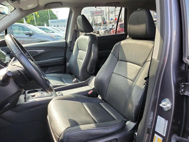 used 2021 Honda Pilot car, priced at $27,999