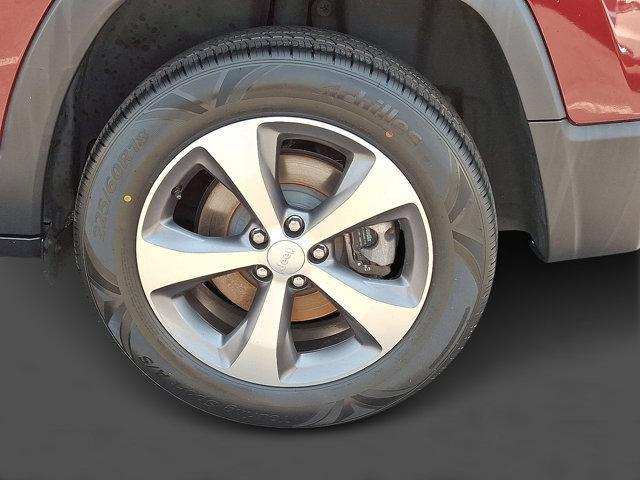 used 2021 Jeep Cherokee car, priced at $21,057