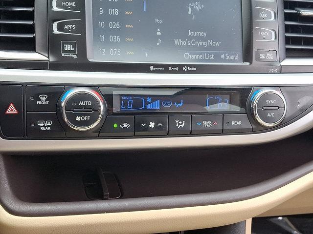 used 2016 Toyota Highlander car, priced at $21,200