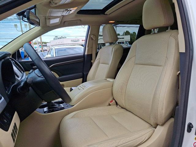 used 2016 Toyota Highlander car, priced at $21,200