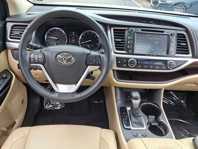 used 2016 Toyota Highlander car, priced at $21,200