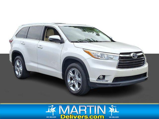 used 2016 Toyota Highlander car, priced at $21,200