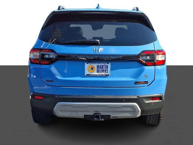 used 2025 Honda Pilot car, priced at $47,275