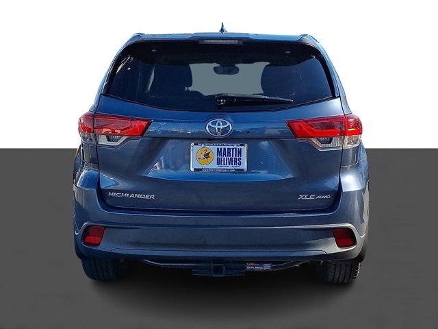 used 2017 Toyota Highlander car, priced at $24,368