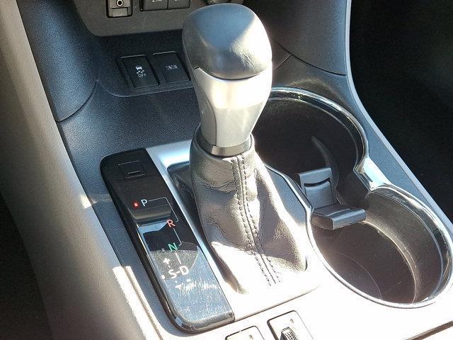 used 2017 Toyota Highlander car, priced at $24,368