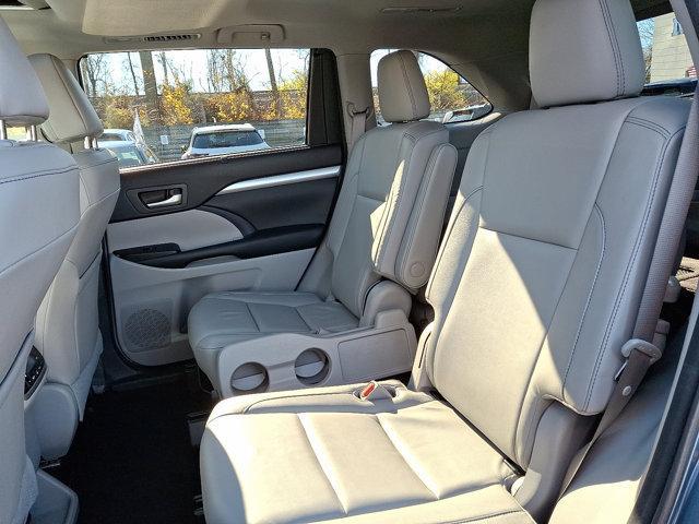 used 2017 Toyota Highlander car, priced at $24,368