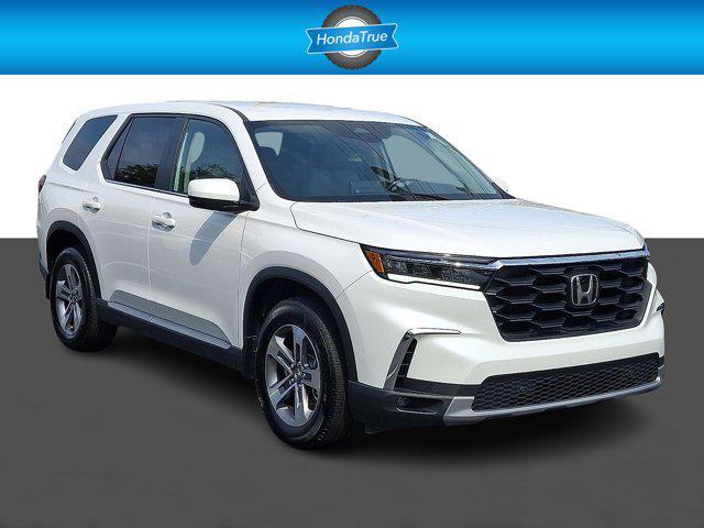 used 2025 Honda Pilot car, priced at $44,393
