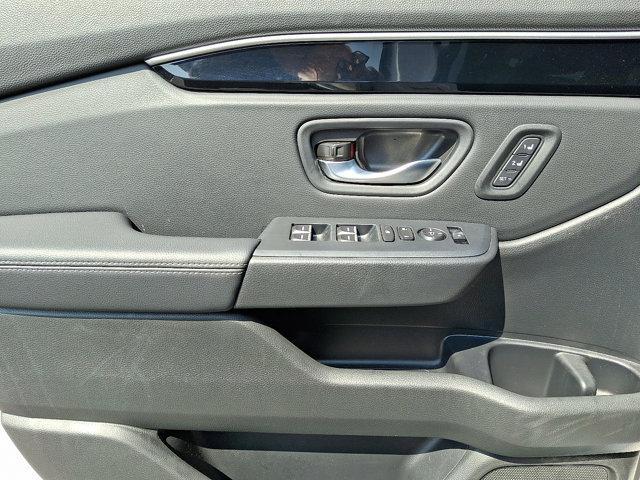 used 2025 Honda Pilot car, priced at $42,261