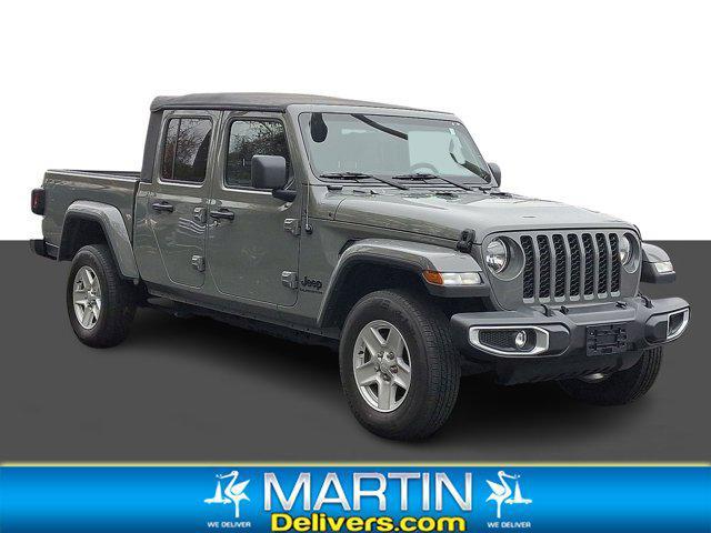 used 2022 Jeep Gladiator car, priced at $27,585