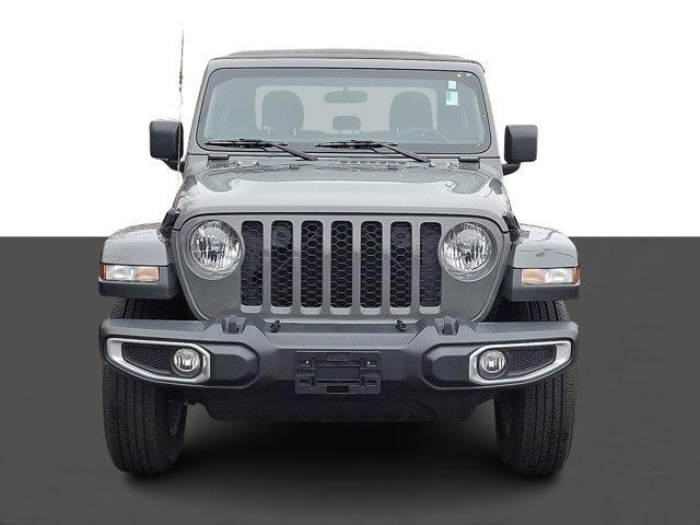 used 2022 Jeep Gladiator car, priced at $27,585