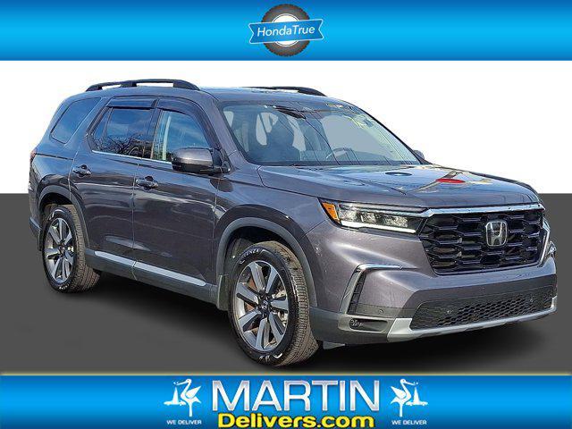 used 2023 Honda Pilot car, priced at $41,222