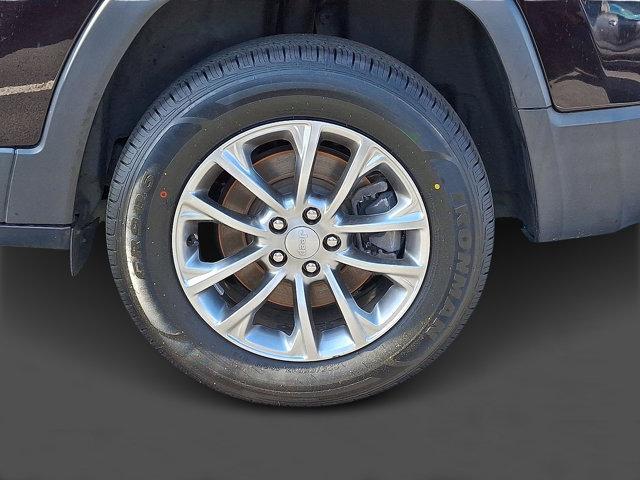 used 2021 Jeep Cherokee car, priced at $24,101