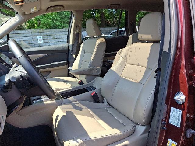 used 2022 Honda Pilot car, priced at $35,505