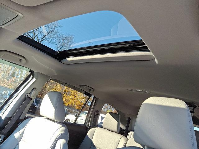 used 2022 Honda Pilot car, priced at $29,909