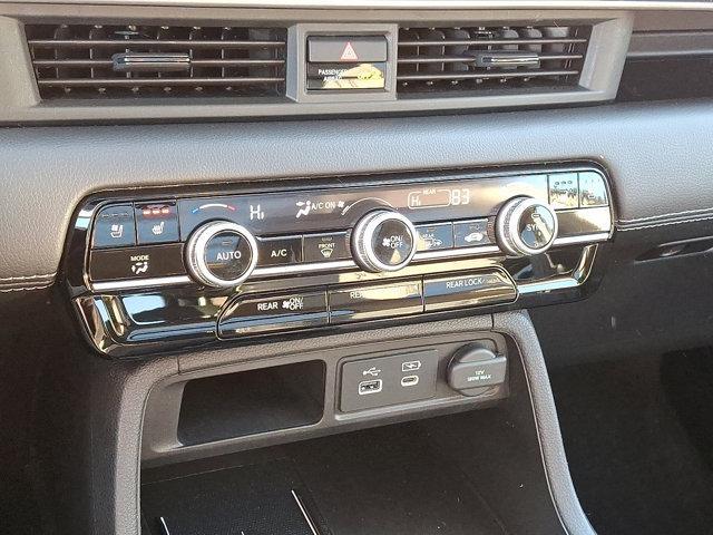 used 2023 Honda Pilot car, priced at $44,047