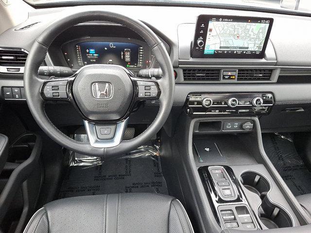 used 2023 Honda Pilot car, priced at $43,847