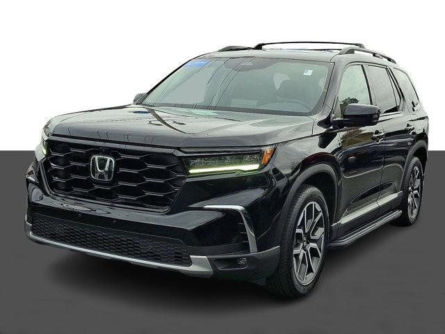 used 2023 Honda Pilot car, priced at $43,847
