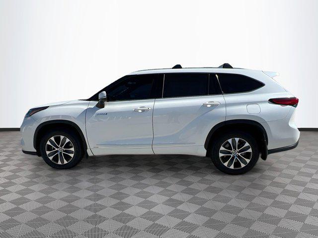 used 2021 Toyota Highlander Hybrid car, priced at $25,973