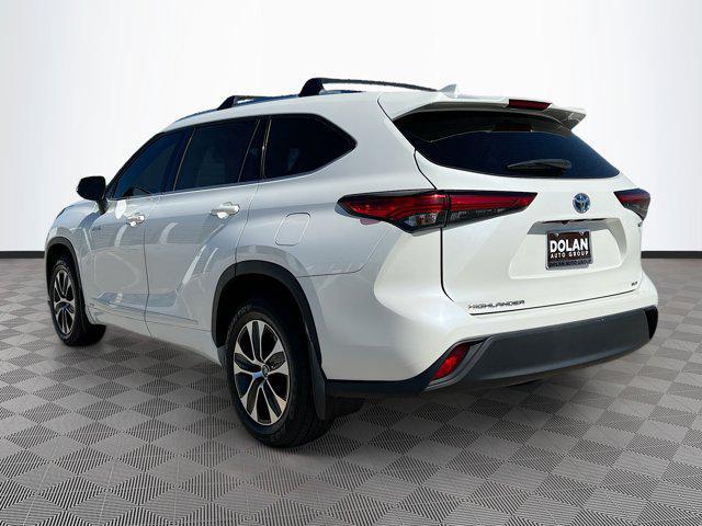 used 2021 Toyota Highlander Hybrid car, priced at $25,973