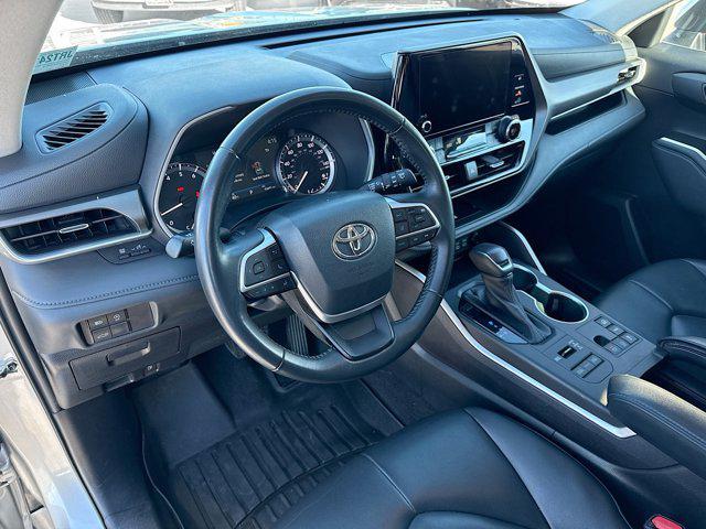 used 2023 Toyota Highlander car, priced at $38,987