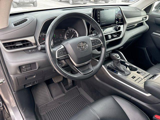 used 2022 Toyota Highlander car, priced at $33,987