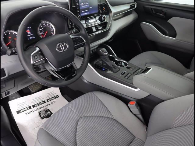 used 2020 Toyota Highlander car, priced at $29,987