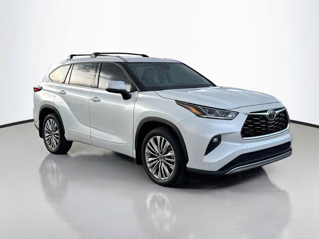 used 2022 Toyota Highlander car, priced at $42,987