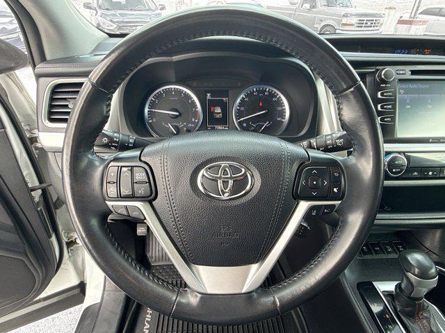 used 2019 Toyota Highlander car, priced at $30,987