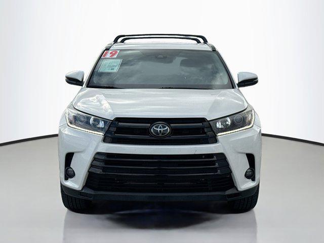 used 2019 Toyota Highlander car, priced at $30,987