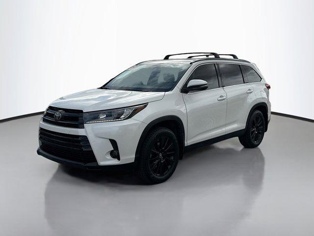 used 2019 Toyota Highlander car, priced at $30,987