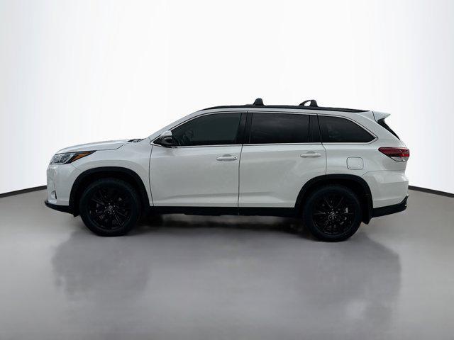 used 2019 Toyota Highlander car, priced at $30,987