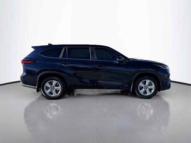 used 2023 Toyota Highlander Hybrid car, priced at $43,999