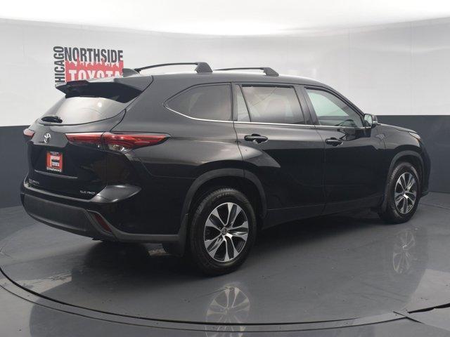 used 2021 Toyota Highlander car, priced at $31,190