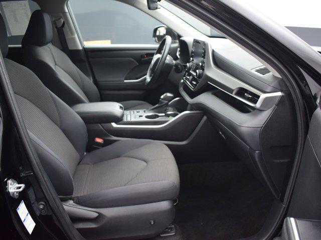used 2022 Toyota Highlander car, priced at $29,990