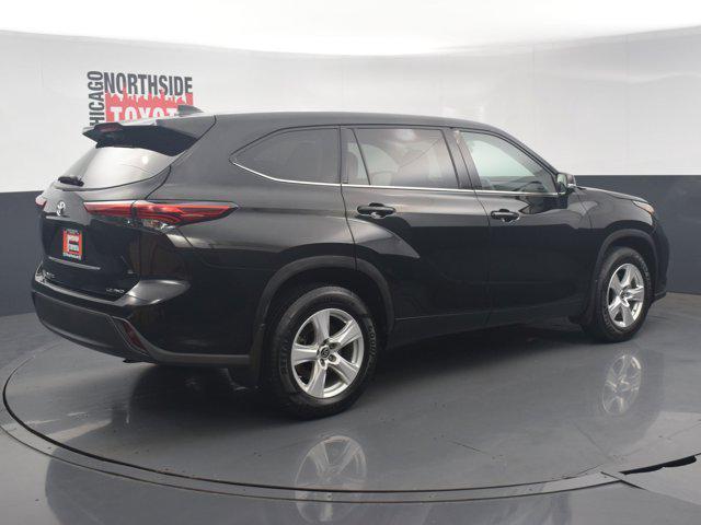 used 2022 Toyota Highlander car, priced at $29,990