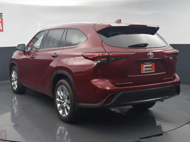 used 2020 Toyota Highlander car, priced at $31,190