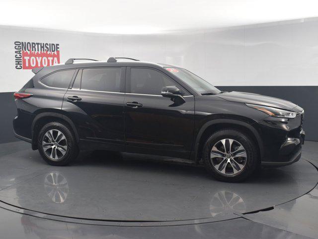 used 2022 Toyota Highlander car, priced at $33,190