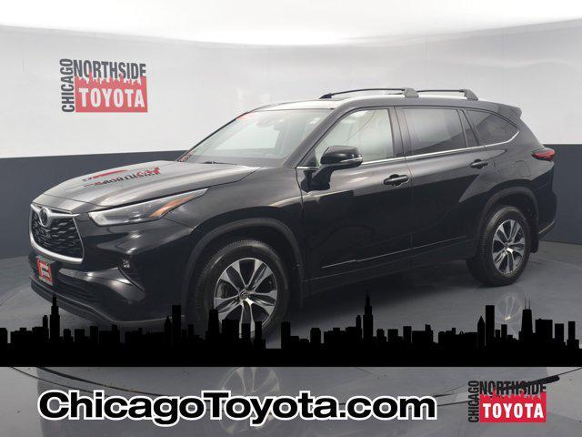 used 2022 Toyota Highlander car, priced at $36,990